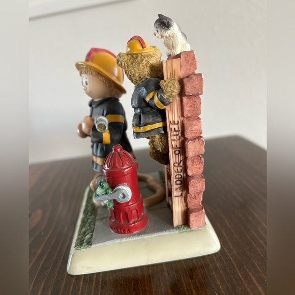 Zingle-Berry Humble Hero Firefighter Decor - Picture 4 of 9